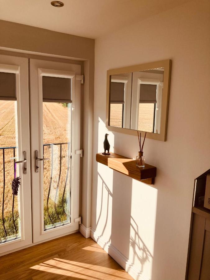 'Wardlaw View' Luxury Studio Apartment With Stunning View Kirkhill Εξωτερικό φωτογραφία